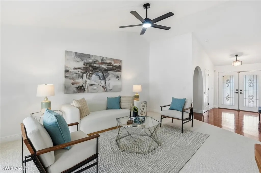 1911 SE 44th Street Cape Coral FL 33904