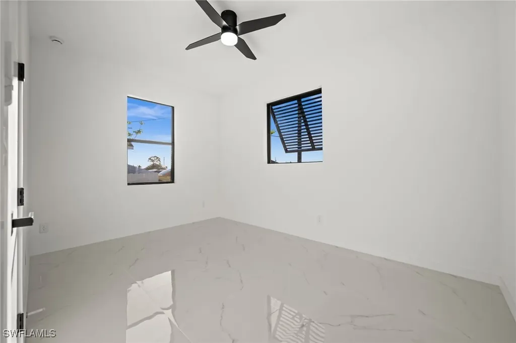 1621 NW 23rd Terrace Cape Coral FL 33993