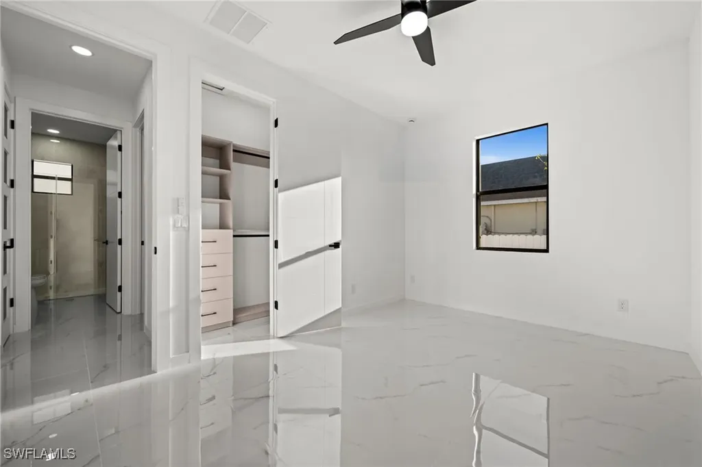 1621 NW 23rd Terrace Cape Coral FL 33993