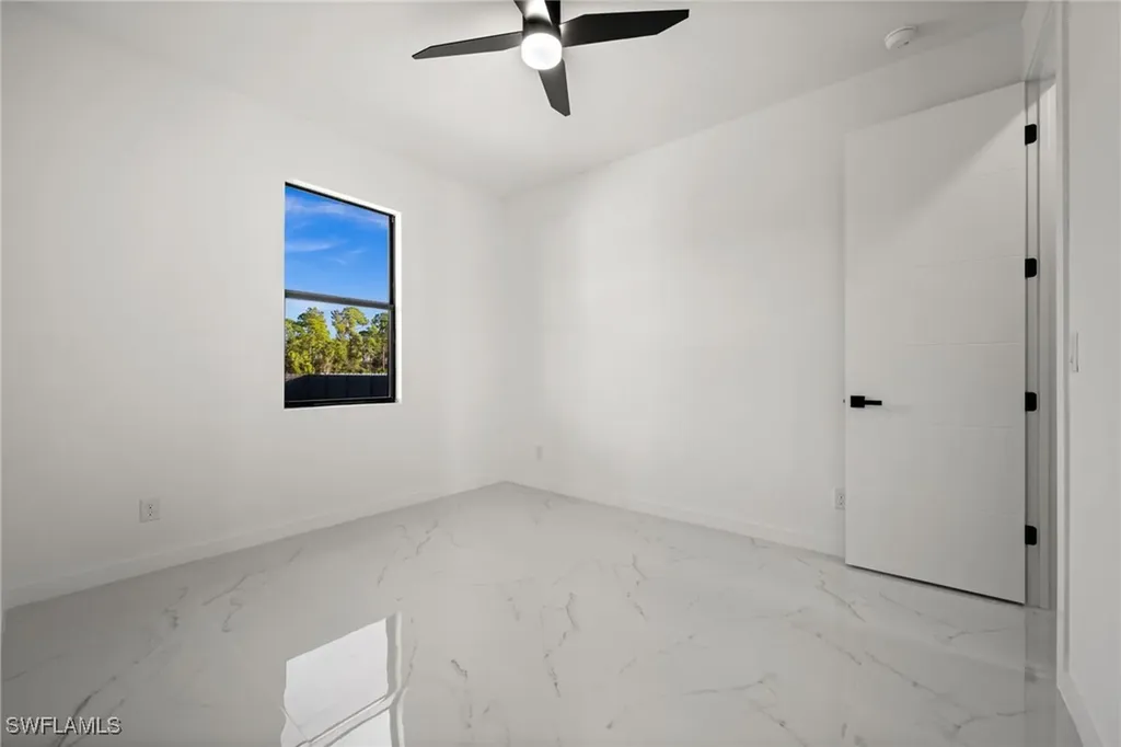 1621 NW 23rd Terrace Cape Coral FL 33993