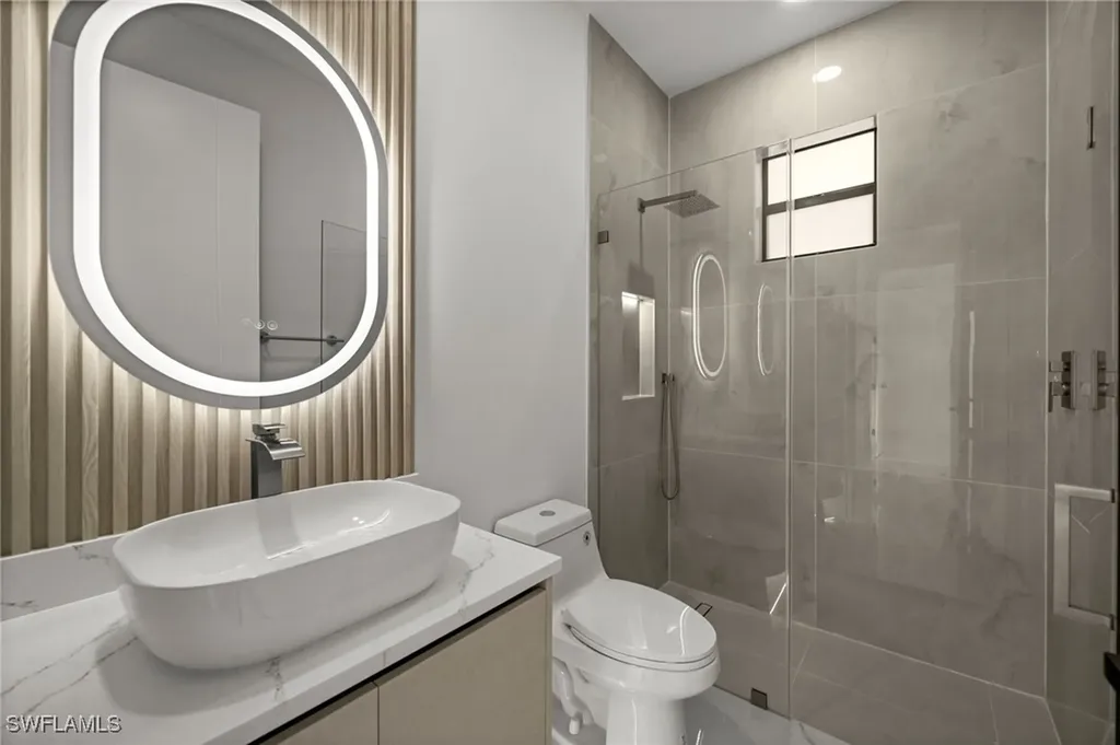 1621 NW 23rd Terrace Cape Coral FL 33993