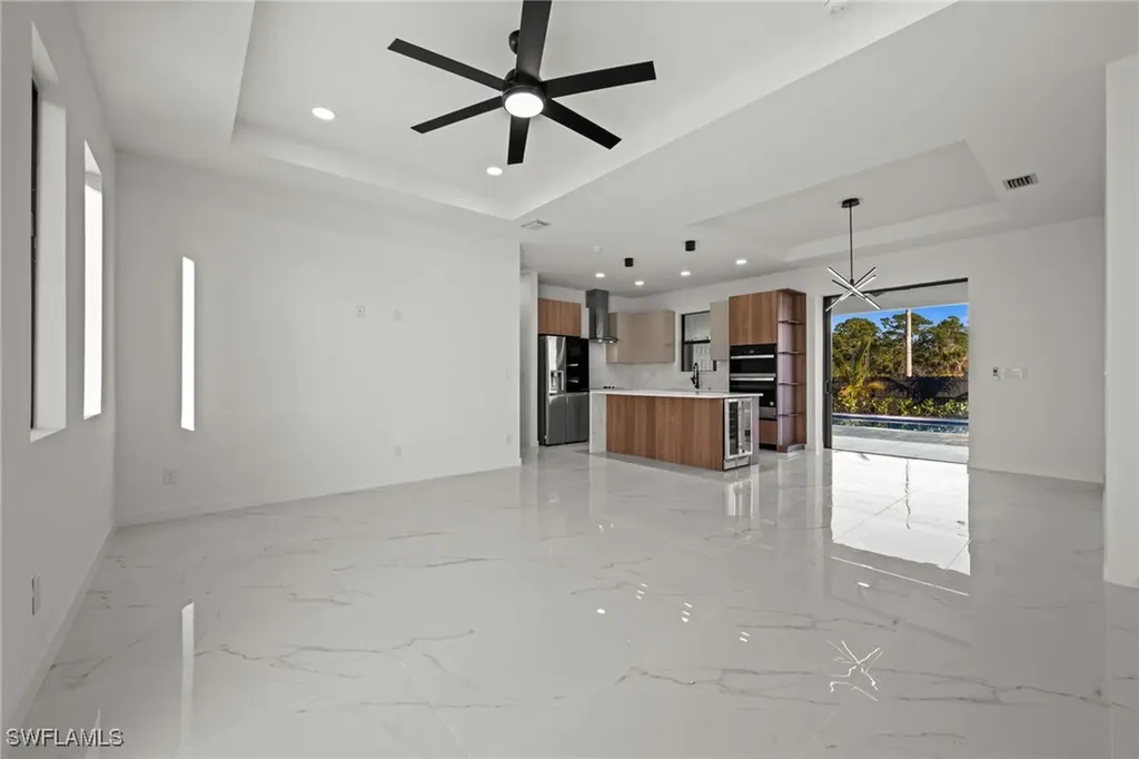 1621 NW 23rd Terrace Cape Coral FL 33993