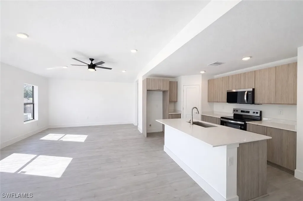 108 Indiana Place Lehigh Acres FL 33936
