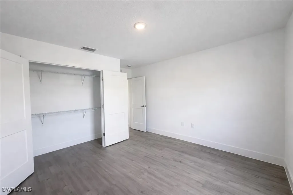 108 Indiana Place Lehigh Acres FL 33936