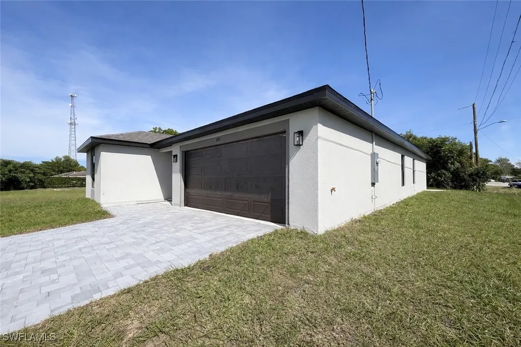 108 Indiana Place Lehigh Acres FL 33936