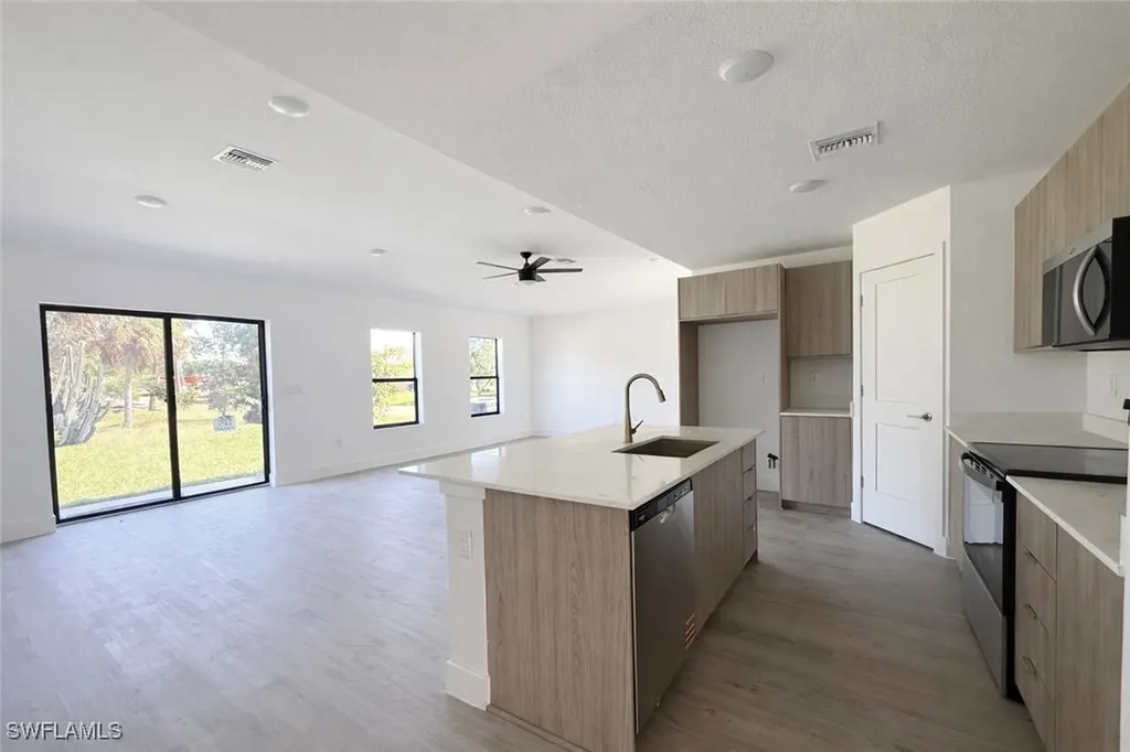 108 Indiana Place Lehigh Acres FL 33936