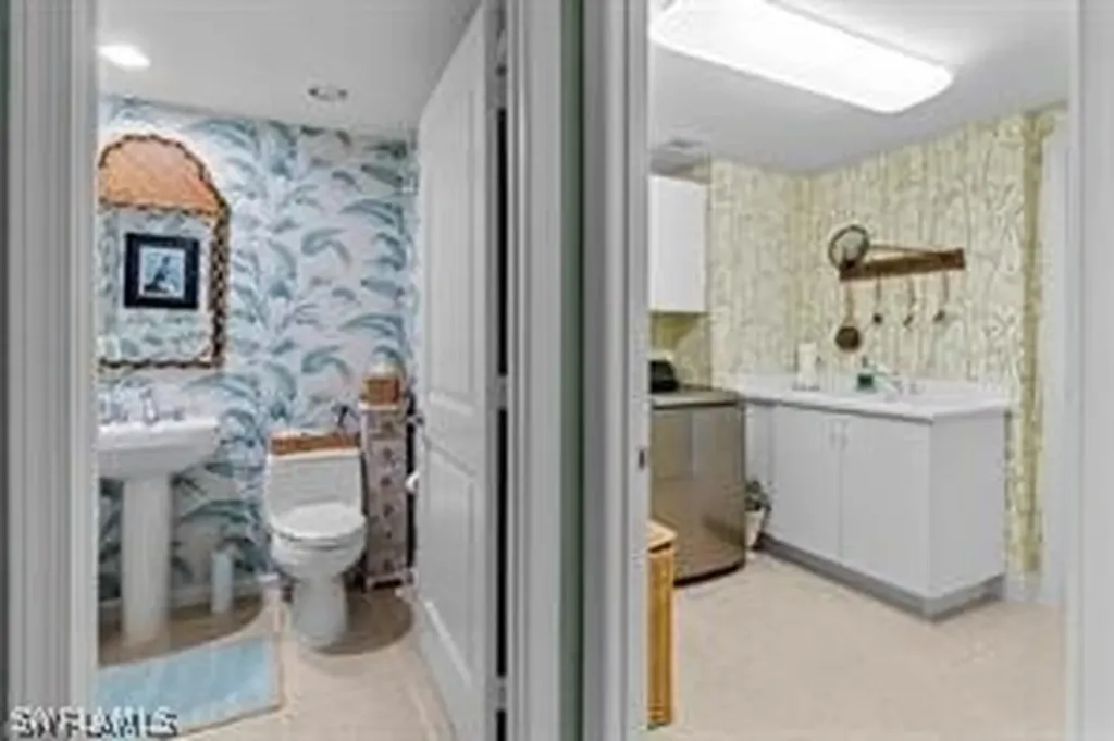 1060 Borghese Lane Naples FL 34114