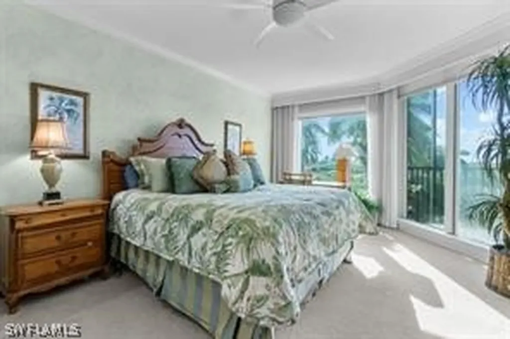1060 Borghese Lane Naples FL 34114
