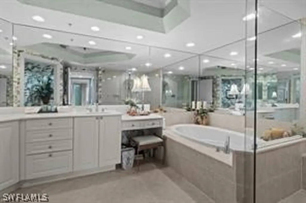 1060 Borghese Lane Naples FL 34114