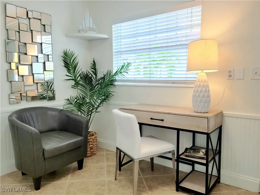 559 105th Avenue N Naples FL 34108