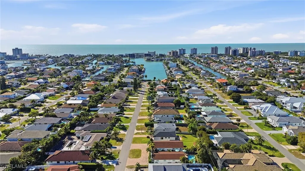 559 105th Avenue N Naples FL 34108