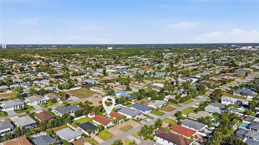 559 105th Avenue N Naples FL 34108