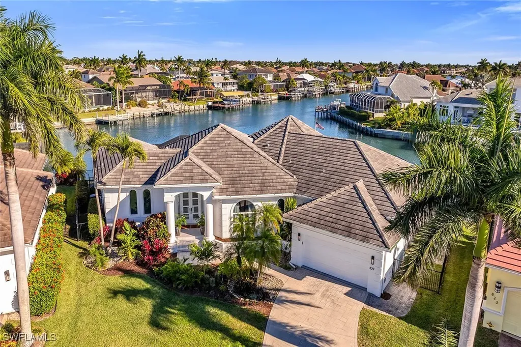 829 Bluebonnet Court Marco Island FL 34145