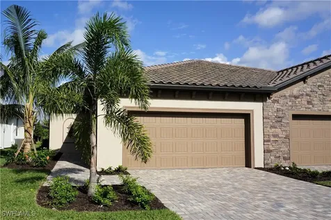 9183 Woodhurst Drive Naples FL 34120