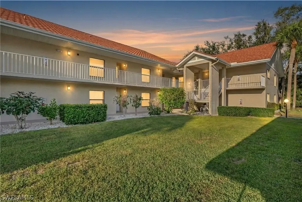 9635 Eaton Gardens Lane Fort Myers FL 33919