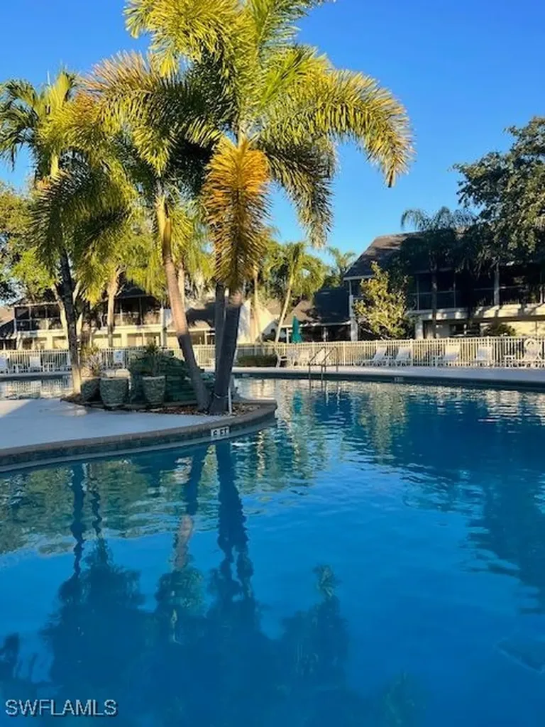 1130 Partridge Circle Naples FL 34104