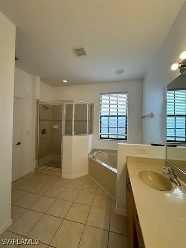 14732 Sutherland Avenue Naples FL 34120