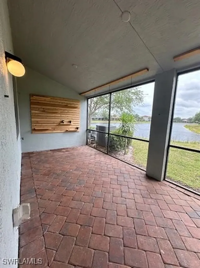 14732 Sutherland Avenue Naples FL 34120