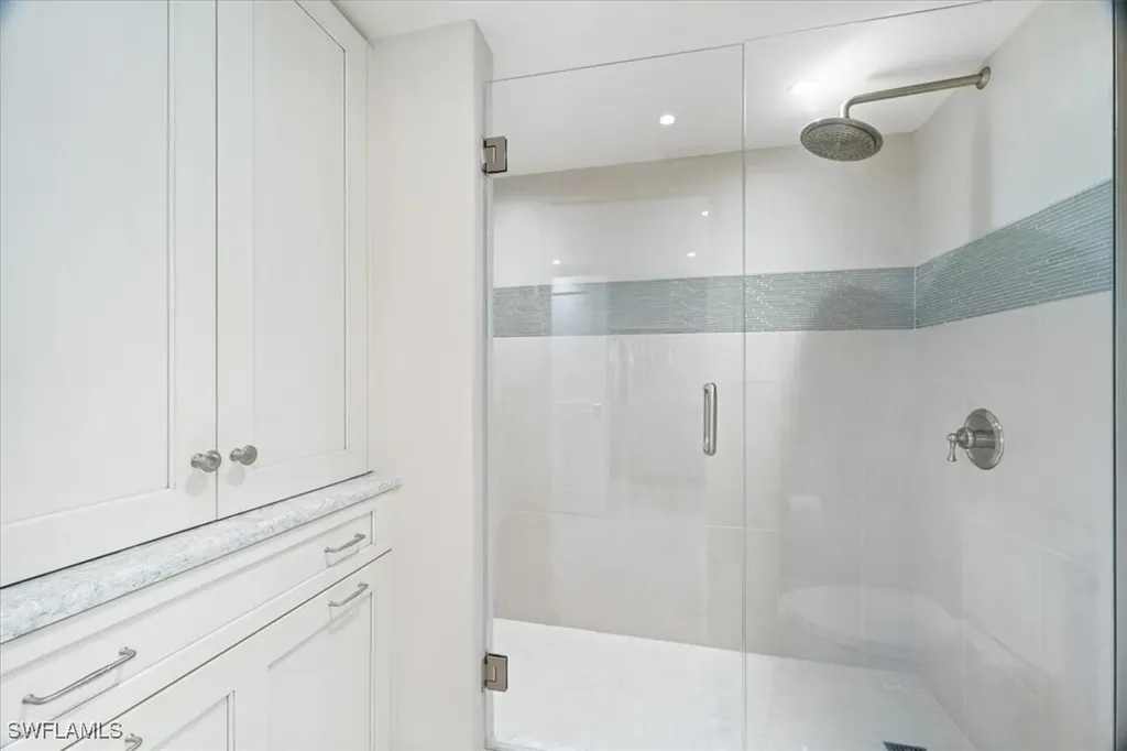 250 Park Shore Drive Naples FL 34103