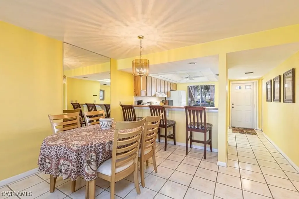 3832 Snowflake Lane Naples FL 34112