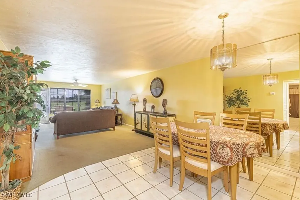 3832 Snowflake Lane Naples FL 34112