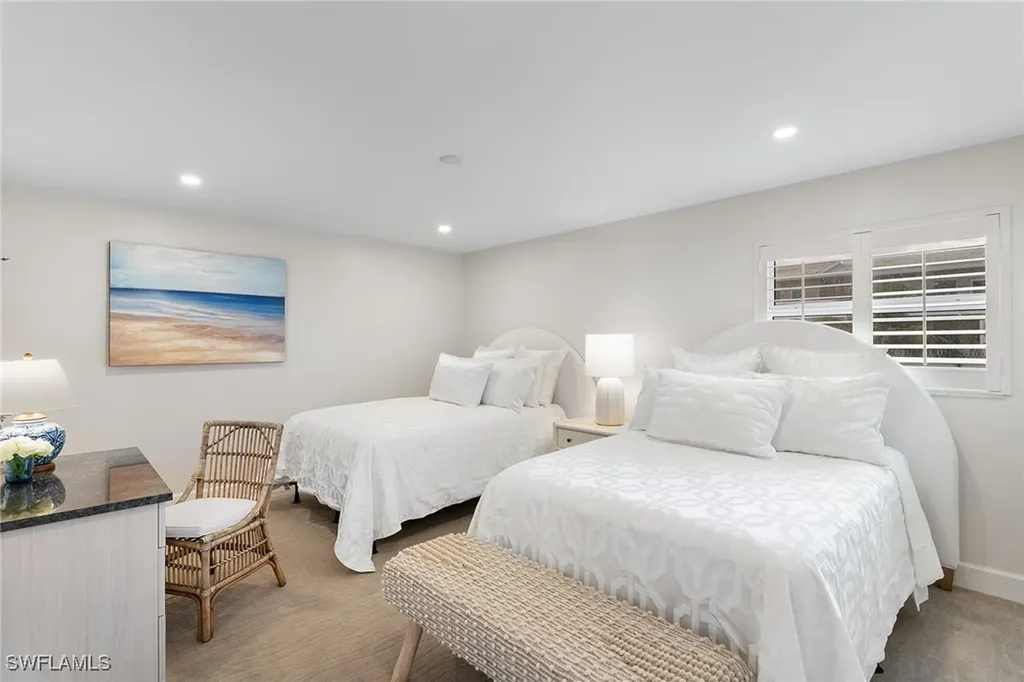 1919 Gulf Shore Boulevard N Naples FL 34102