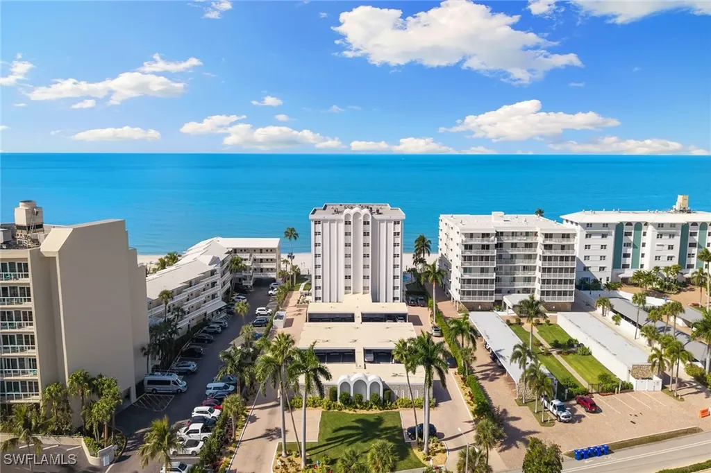 1919 Gulf Shore Boulevard N Naples FL 34102