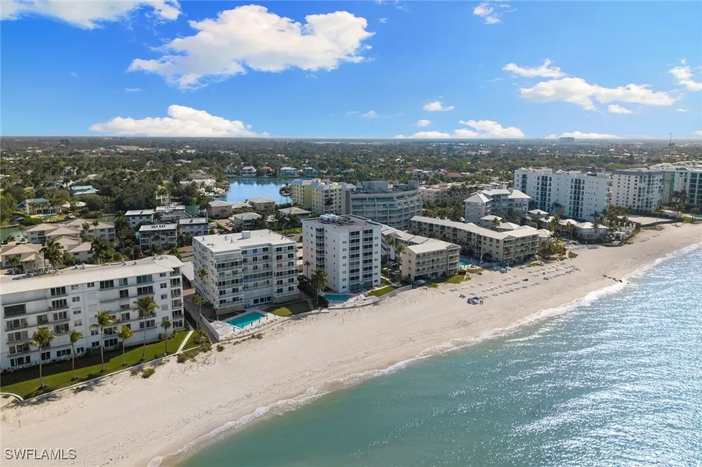 1919 Gulf Shore Boulevard N Naples FL 34102