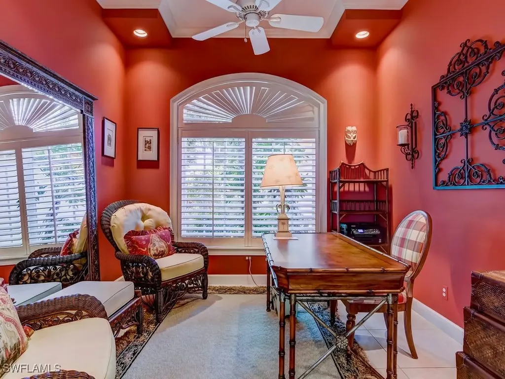 605 6th Avenue N Naples FL 34102