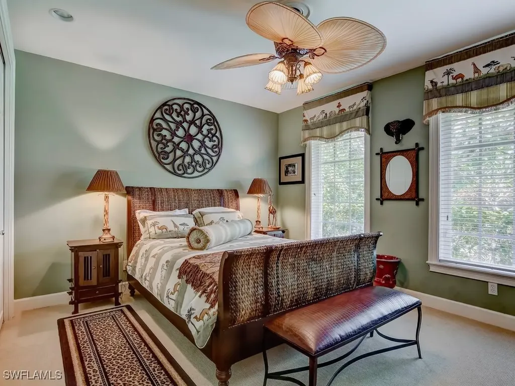 605 6th Avenue N Naples FL 34102
