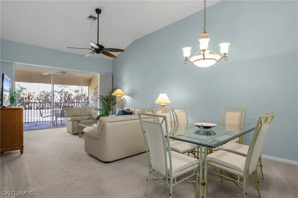 1960 Willow Bend Circle Naples FL 34109