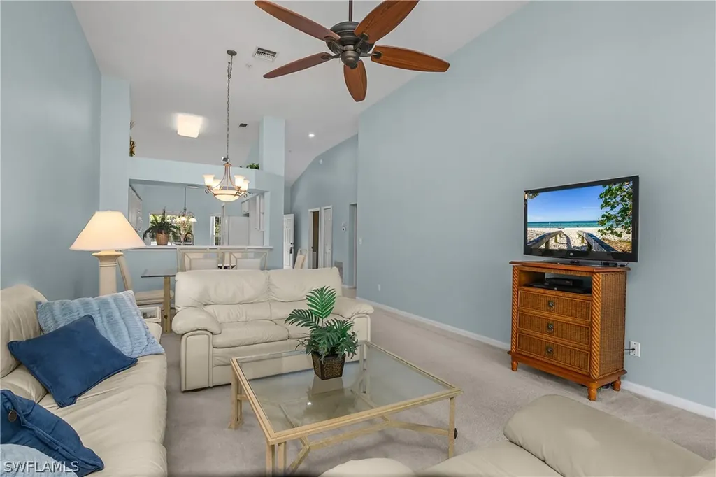 1960 Willow Bend Circle Naples FL 34109