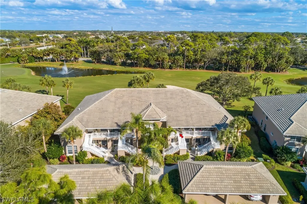 1960 Willow Bend Circle Naples FL 34109