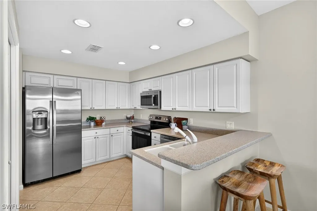 9201 Palmetto Ridge Drive Estero FL 34135