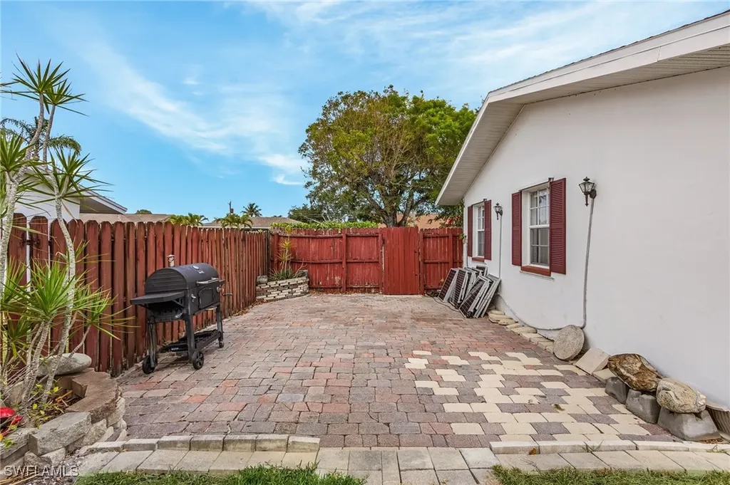 27553 Playa Del Rey Lane Bonita Springs FL 34135