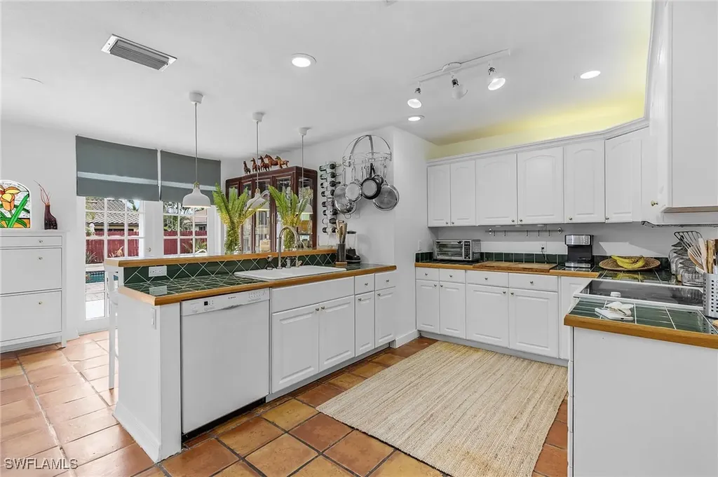 27553 Playa Del Rey Lane Bonita Springs FL 34135