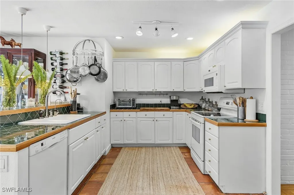 27553 Playa Del Rey Lane Bonita Springs FL 34135