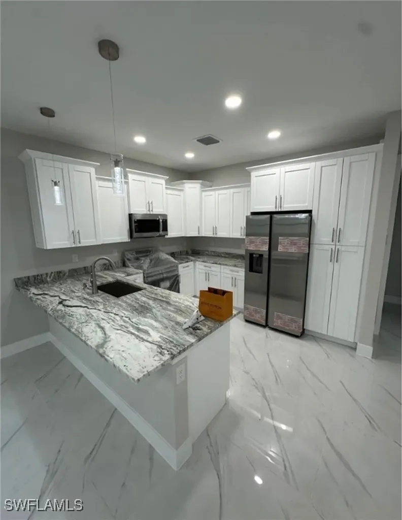 2914 24th Street SW Lehigh Acres FL 33976