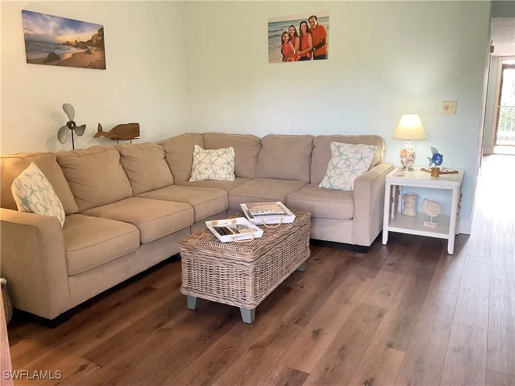 7380 Saint Ives Way Naples FL 34104