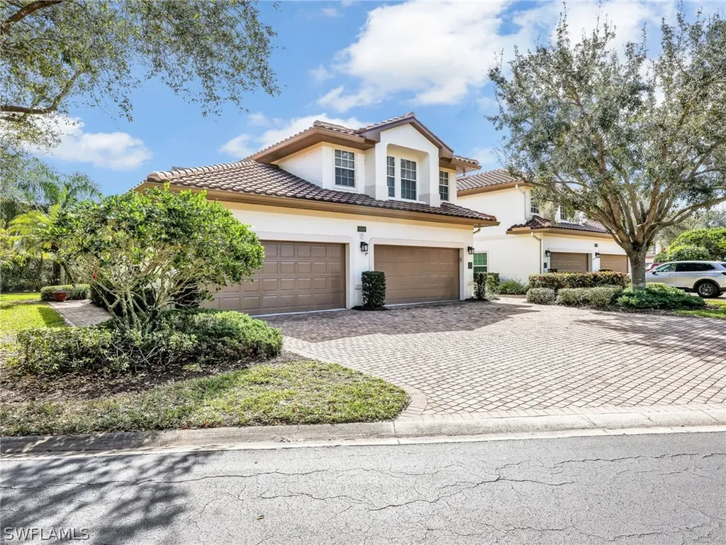 8138 Saratoga Drive Naples FL 34113