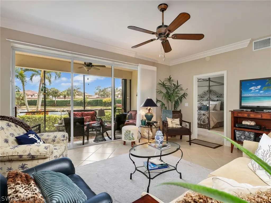 8138 Saratoga Drive Naples FL 34113