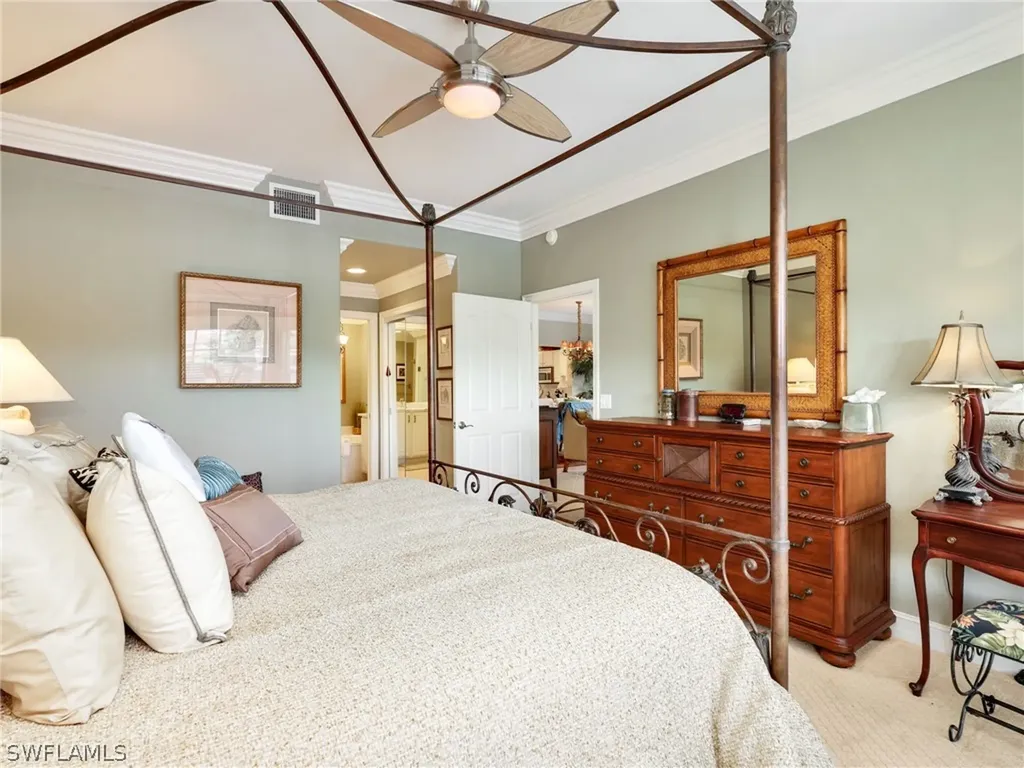 8138 Saratoga Drive Naples FL 34113