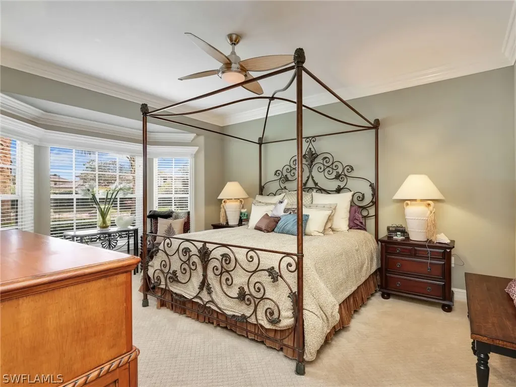 8138 Saratoga Drive Naples FL 34113