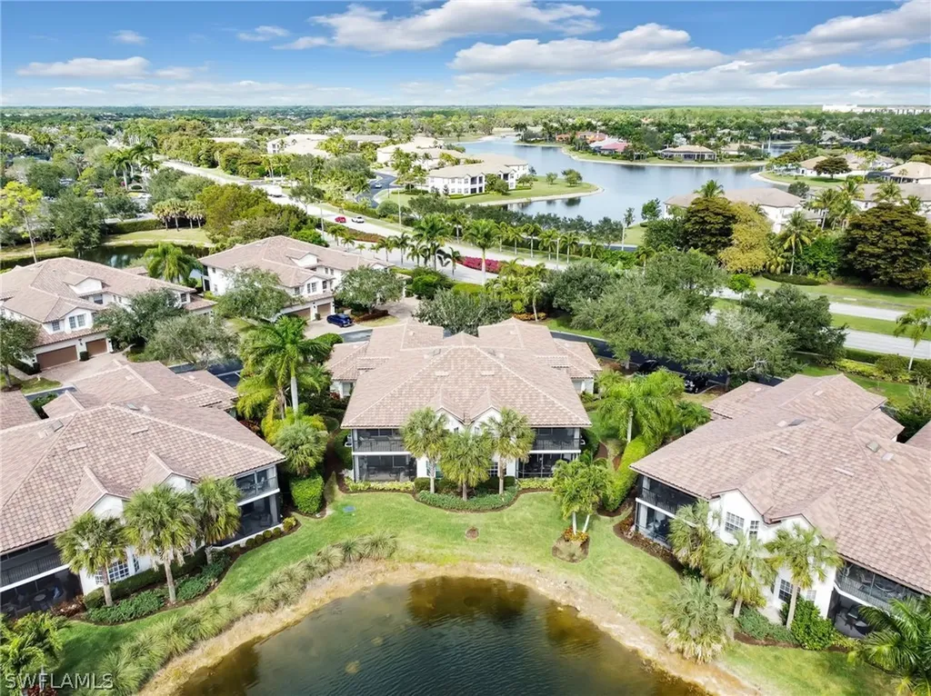 8138 Saratoga Drive Naples FL 34113