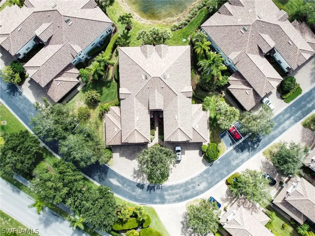 8138 Saratoga Drive Naples FL 34113