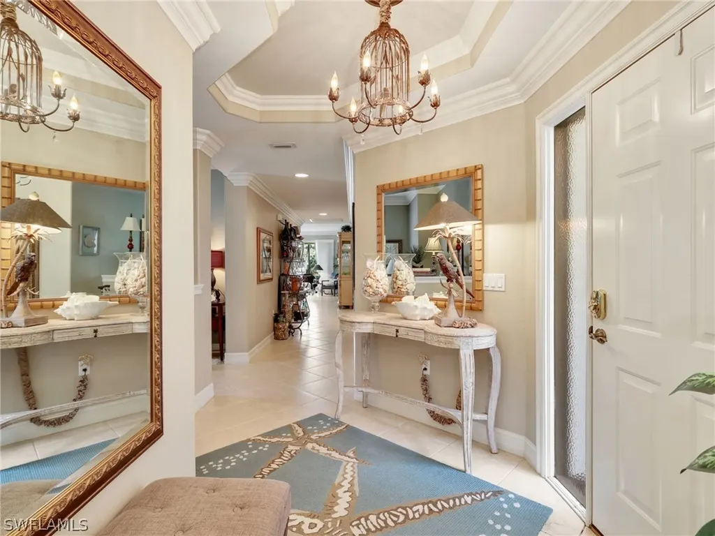8138 Saratoga Drive Naples FL 34113