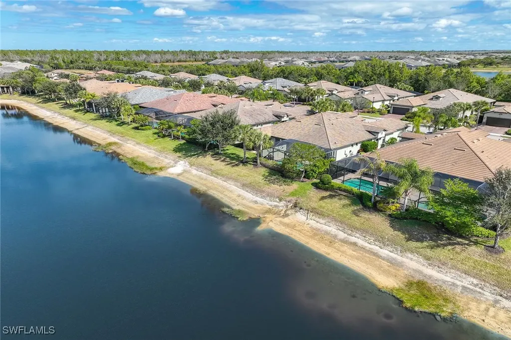 7639 Jacaranda Lane Naples FL 34114