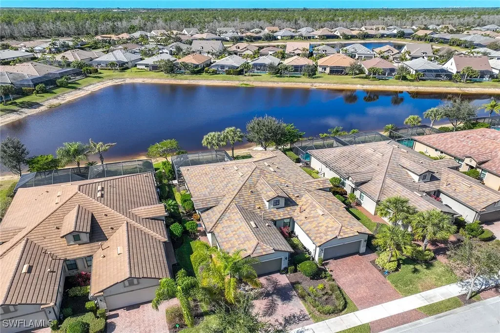 7639 Jacaranda Lane Naples FL 34114