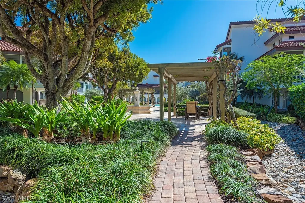 4715 Villa Mare Lane Naples FL 34103