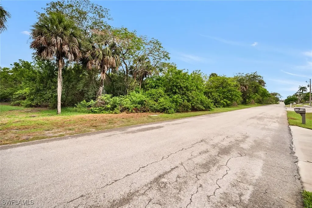 2023 Sheffield Avenue Marco Island FL 34145